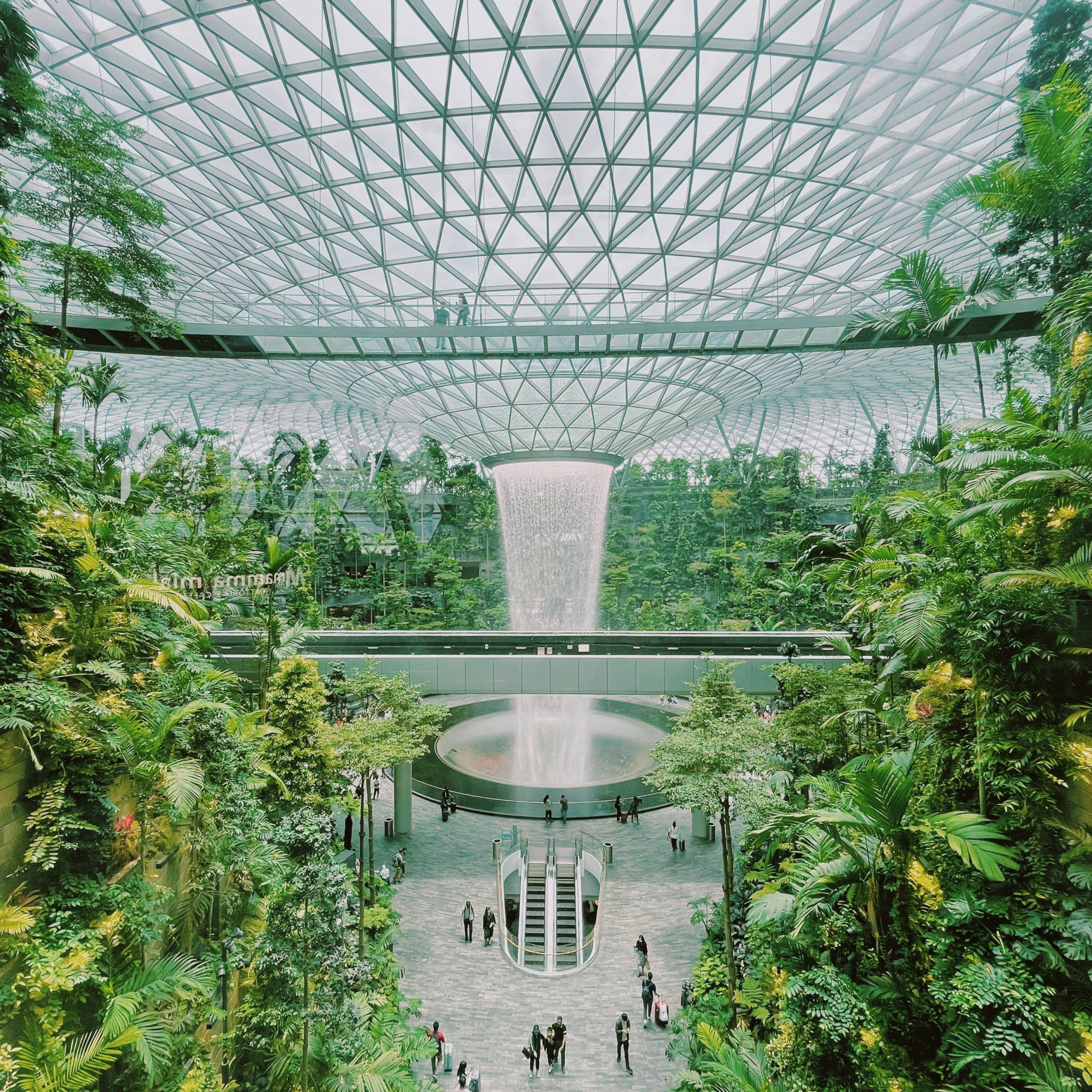 <span> Day: 1 </span> <span> Arrival in Singapore. Relax and Explore at Your Own Pace </span>